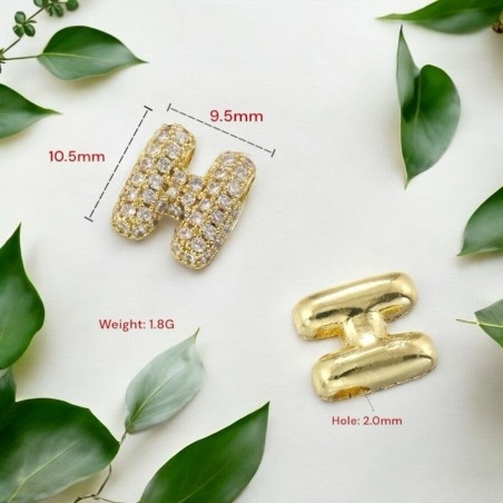Lettera iniziale in ottone dorato con strass 10.5x9.5mm 1pz Gioie d'Oriente