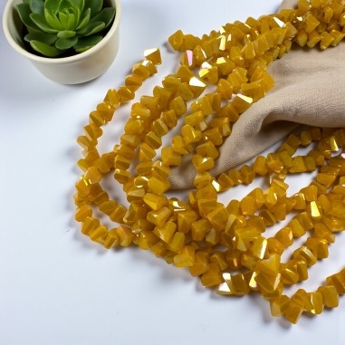 Filo di Cristalli a forma di Piramide Senape AB 6mm 85pz | GDO