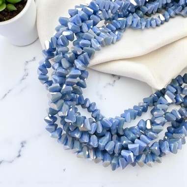Filo di Cristalli a forma di Piramide Celeste 6mm 85pz | GDO