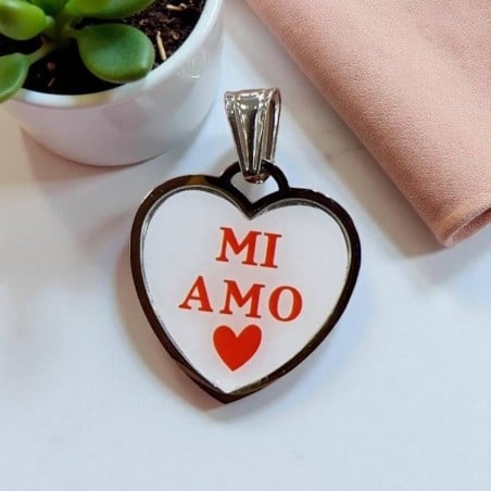 Ciondolo cuore con stampa "MI AMO" in acciaio 20.5x22mm 1pz Gioie d'Oriente