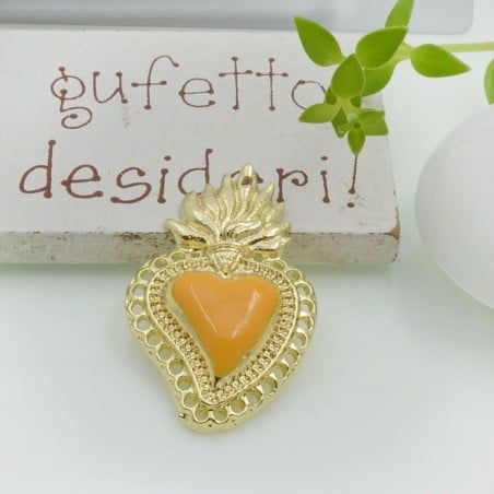 Ciondolo cuore sacro smaltato con fori in zama base oro 40x25.5mm 1pz Gioie d'Oriente