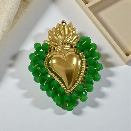 Ciondolo Cuore sacro in acciaio oro con cristalli Verdi - Due misure 1pz Gioie d'Oriente