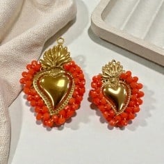 Ciondolo Cuore sacro in acciaio oro con cristalli Rosso chiaro - Due misure 1pz Gioie d'Oriente