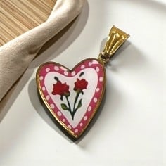 Ciondolo Cuore con stampa di rose in Acciaio dorato 17x20mm 1pz Gioie d'Oriente