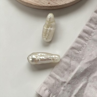 Perle di fiume biwa a forma di bozzolo irregolare 6x20mm 1pz | GDO