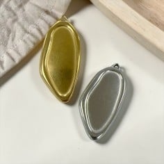 Ciondolo irregolare base resina in acciaio inox 26x56mm 1pz Gioie d'Oriente