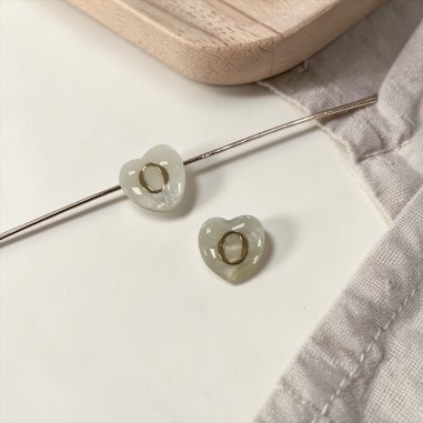 Cuore con lettera O in Madreperla con foro passante 8mm | GDO