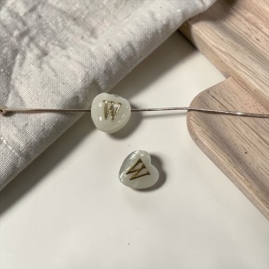 Cuore con lettera W in Madreperla con foro passante 8mm | GDO