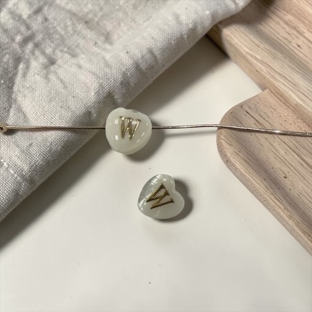 Cuore con lettera W in Madreperla con foro passante 8mm | GDO