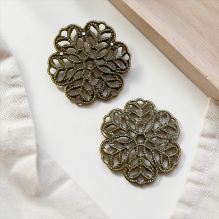Filigrana a fiore traforato in ottone bronzo 29mm | Gioie d'Oriente