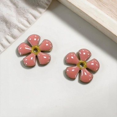 Ciondolo Fiore smaltato salmone in ottone con foro centrale 12mm 1pz | GDO
