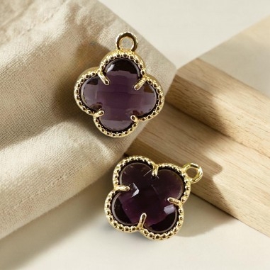 Ciondolo Quadrifoglio in cristallo viola con base in ottone oro 17x18mm 1pz | GDO