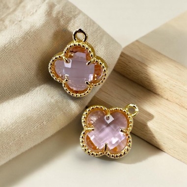 Ciondolo Quadrifoglio in cristallo rosa con base in ottone oro 17x18mm 1pz | GDO