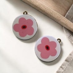 Ciondolo tondo con illustrazione di un Fiore rosa in Acciaio dorato 16mm 1pz | GDO