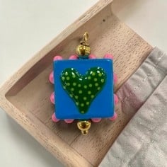 Ciondolo quadrato con Cuore in Ceramica smaltata 18x26mm 1pz - Vari colori | GDO 2