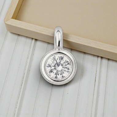 Ciondolino punto luce mini in ottone argento rodio con zircone trasparente 3x5mm 2 pezzi Gioie d'Oriente