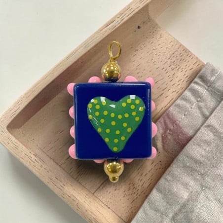Ciondolo quadrato con Cuore a pois colorato in Vetro smaltato 18x26mm 1pz - Blu scuro e verde | GDO