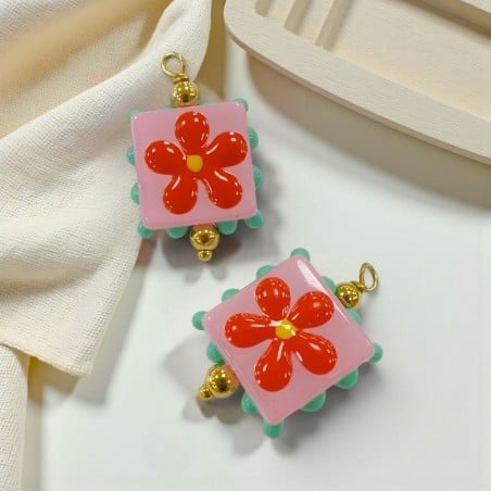 Ciondolo quadrato con Fiore in Vetro smaltato 18x27mm 1pz - Rosa e rosso | GDO