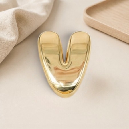 Distanziatore Lettera iniziale V bombata in ottone dorato 15x20mm vuoto all'interno foro 3.5x14mm 1pz | GDO