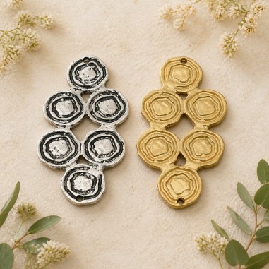Ciondolo connettore doppio trifoglio in zama oro e argento 42 x 21 mm 2pz Gioie d'Oriente