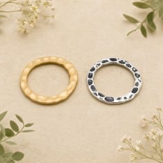 Ciondolo anella in zama oro 29 mm 2pz Gioie d'Oriente