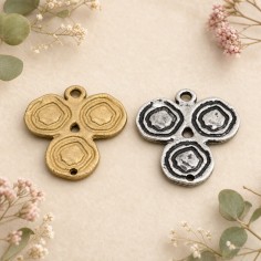 Ciondolo connettore Trifoglio in zama 23 x 22 mm 4pz Gioie d'Oriente