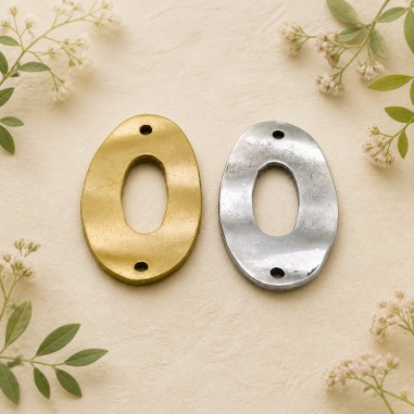 Ciondolo inframezzo ovale in zama argento antico 30 x 16 mm 3pz Gioie d'Oriente