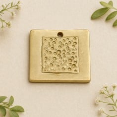 Ciondolo rettangolare in zama oro e argento 24 x 24 mm 1pz Gioie d'Oriente 2