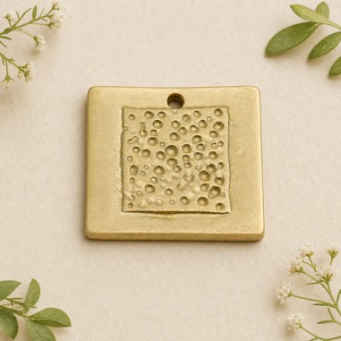 Ciondolo rettangolare in zama oro e argento 24 x 24 mm 1pz Gioie d'Oriente