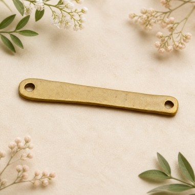 Ciondolo inframezzo barretta in zama oro 47 x 7 mm 2pz Gioie d'Oriente