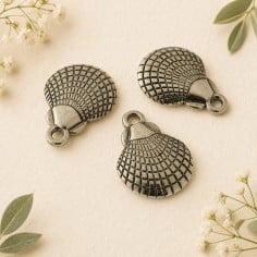 Ciondoli conchiglie in Argentone argento 26x20 mm 3pz Gioie d'Oriente