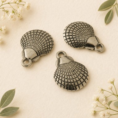 Ciondoli conchiglie in Argentone argento 26x20 mm 3pz Gioie d'Oriente