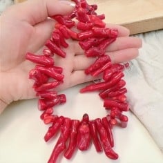 Filo di ramo corallo rosso naturale con bacchette irregolari 25/50mm, lunghezza 45cm peso 210g gioiedoriente