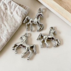 Ciondolo charms cavalli in lega di metallo 22x22 mm, 3pz Gioie d'Oriente