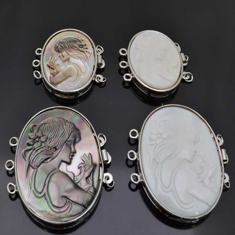 CHIUSURA CENTRALE IN MADREPERLA incisa CAMEO 3 fili incastro  per collana bracciale